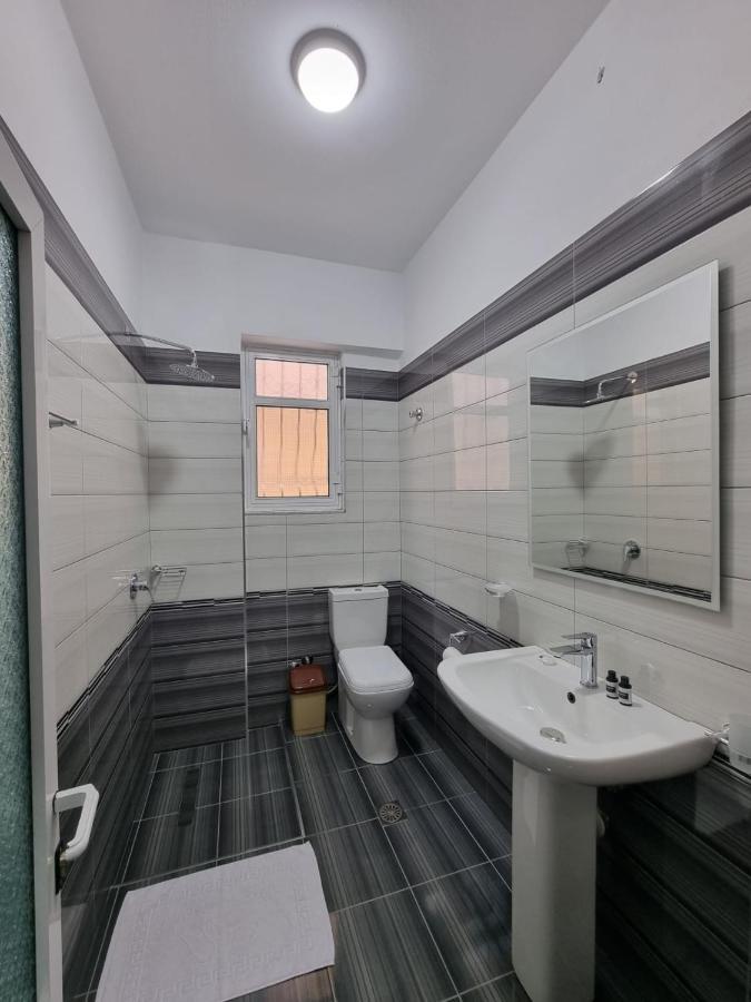 Ideal Apartments & Rooms Саранда Екстер'єр фото