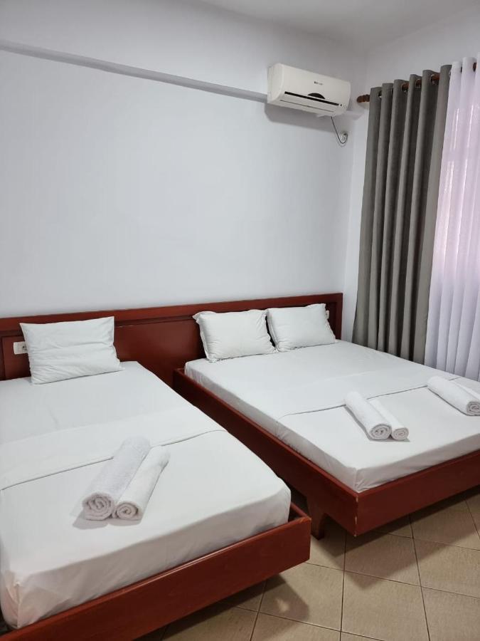 Ideal Apartments & Rooms Саранда Екстер'єр фото