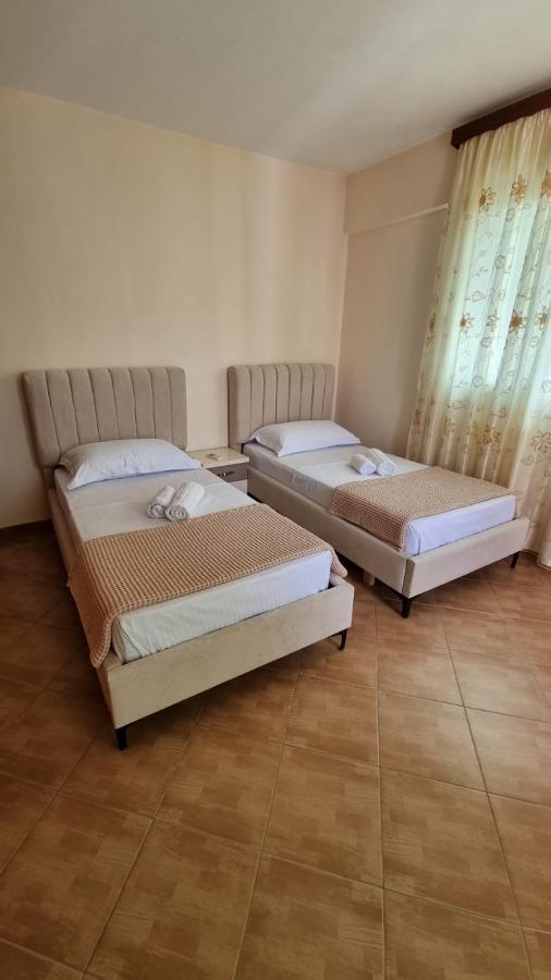 Ideal Apartments & Rooms Саранда Екстер'єр фото