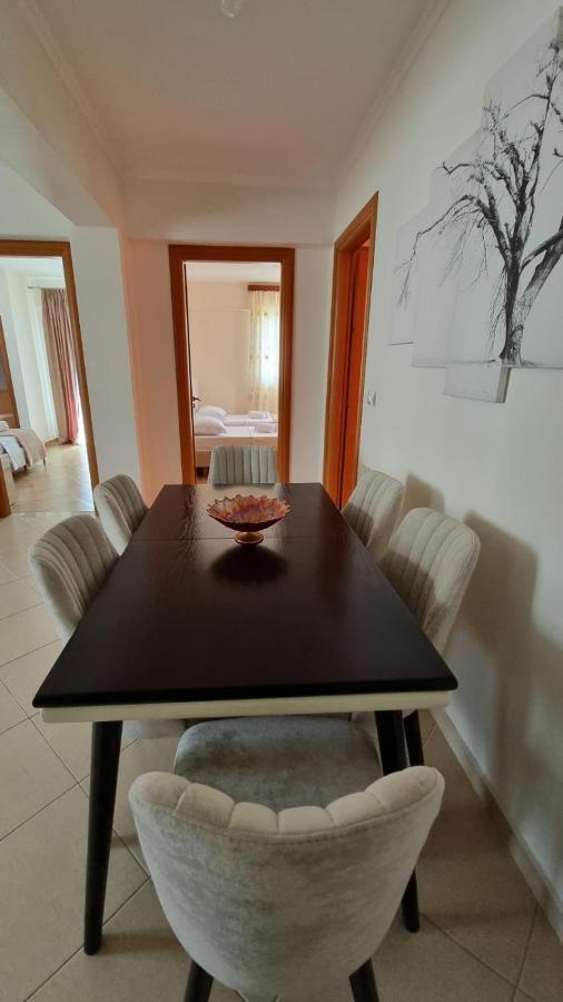 Ideal Apartments & Rooms Саранда Екстер'єр фото