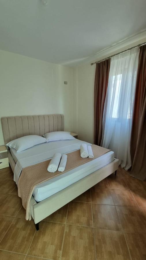 Ideal Apartments & Rooms Саранда Екстер'єр фото
