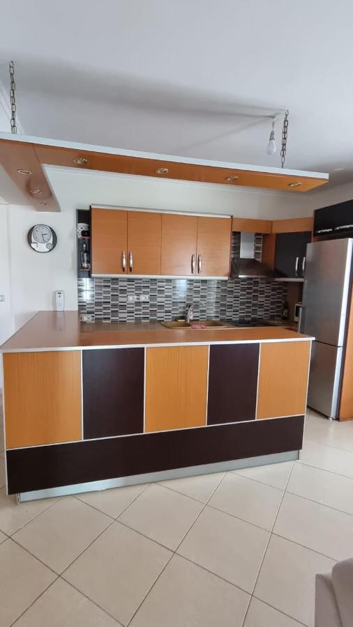 Ideal Apartments & Rooms Саранда Екстер'єр фото